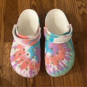 Crocs classic clog tie dye